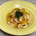 ★ころんたん★'s cooksnap of when they made いかとじゃがいものガリバタ炒め♪.
