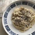 Ruriluru's cooksnap of when they made シメジとウインナーのカルボナーラ風うどん.