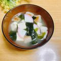 ルパンのかあさん☆彡's cooksnap of when they made わかめと豆腐のおすまし.