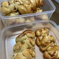 MaYoめし's cooksnap of when they made ハチミツ入りのくるみパン.