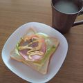 ﾋﾟﾛﾐ♡'s cooksnap of when they made 朝食に♪簡単ハムマヨトースト★.