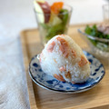 かっちゃん杉's cooksnap of when they made 簡単！焼き鮭とごま油のおにぎり.