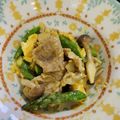 ももも02's cooksnap of when they made ふわふわ玉子入り‼豚アスパラのカレー炒め.