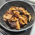 ナカミチ's cooksnap of when they made 戻し時間0 冷凍椎茸の含め煮.