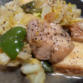 fu♪♪'s cooksnap of when they made 鶏肉と厚揚げとキャベツのガリバタ醤油炒め.
