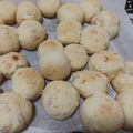 東南's cooksnap of when they made riikﾝ宅のお餅で簡単ポンデケージョ♪.