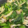 なーなちゃん's cooksnap of when they made 鶏がらで簡単！ほうれん草としめじの卵炒め.