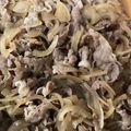おんの☆'s cooksnap of when they made 我が家の、つゆだくな牛丼.