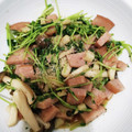 おケロ☆'s cooksnap of when they made 豆苗とベーコンの簡単炒め.