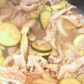 黒豆にゃんこ☆'s cooksnap of when they made 夏バテ解消！ズッキーニと豚の甘酢炒め.