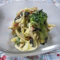 えみんちゅ＊'s cooksnap of when they made お弁当に♪４色彩りカニブロのりたまサラダ.