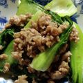 ☆hikonyan☆'s cooksnap of when they made 挽き肉とチンゲン菜のオイスターソース炒め.