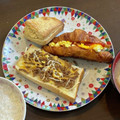 ころん♬'s cooksnap of when they made 簡単！速攻！肉そぼろのトースト.