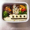 Chaaa_room's cooksnap of when they made 幼稚園年少さんお弁当☆新幹線.