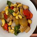 RIEKERO's cooksnap of when they made パプリカで彩り⭐鶏肉とカシューナッツ炒め.