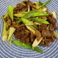Faiza's cooksnap of when they made 葱たっぷり台湾定番料理★葱と牛肉の炒め物.