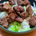 なっさん姫's cooksnap of when they made カレーシチュー用牛肉と宮だれでステーキ丼.