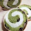 たにたーに's cooksnap of when they made メッシュ♪抹茶＆甘納豆（大納言）パン.