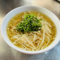 azbjbn's cooksnap of when they made 簡単★えのきのお味噌汁.