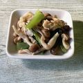 さくらん餅's cooksnap of when they made 小松菜としめじと油揚げの煮浸し.