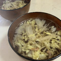 papikun's cooksnap of when they made ほんのり桜色♡桜海老とキャベツのスープ.