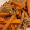 つばめちゃん☆'s cooksnap of when they made ♢人参と豚肉のオイマヨ胡麻炒め♢.
