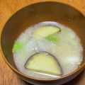 QPはにー's cooksnap of when they made さつまいもと玉ねぎ、キャベツの味噌汁.