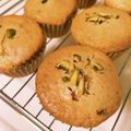 喜八＆Hacchi's cooksnap of when they made 米粉のピスタチオチーズオイルマフィン.