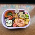 ちゅーりっぷ♪♪'s cooksnap of when they made キャラ弁★簡単ミニーおにぎりお弁当.