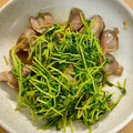 らんち☆'s cooksnap of when they made ✿砂肝と豆苗炒め✿.