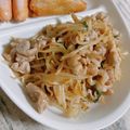 yukarin222's cooksnap of when they made 少量豚こまとモヤシ★大葉ポンラー油.