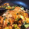 MAYUSHIZU's cooksnap of when they made 白菜と春雨の具沢山炒め.