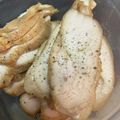 love385's cooksnap of when they made 夫が大絶賛の炊飯器サラダチキン.
