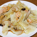 vabochan's cooksnap of when they made 時短！シーフードとキャベツの蒸し焼き.