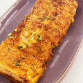 taikureare's cooksnap of when they made 赤からの素いらず！赤から風チーズ玉子焼き.