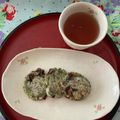 トマト2012's cooksnap of when they made ほんっとに簡単。焼きたてが最高！梅ヶ枝餅.