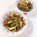 みぽぽ37's cooksnap of when they made ほうれん草と舞茸★ガリバタ醤油蒟蒻★弁当.