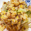 bellepurin's cooksnap of when they made 簡単♪ひき肉レタスチャーハン.