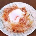 ペキのリリー's cooksnap of when they made 簡単！新玉ねぎの温玉おかかサラダ.
