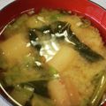 まゆみきママ's cooksnap of when they made 具材楽しむお味噌汁☆お麩/椎茸/小松菜.