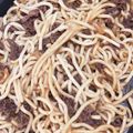 ぱんだcoぱんだ's cooksnap of when they made ホットプレートで！すき焼き風焼きうどん♬.