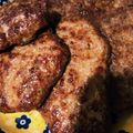 黒ひつじ亭's cooksnap of when they made 簡単なのにウマすぎるハンバーガーパテ♪.