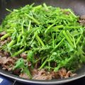 ｸﾏﾘｴ's cooksnap of when they made 牛肉と春菊の炒め煮.