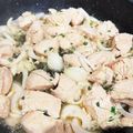 MTKキッチン's cooksnap of when they made 下味冷凍 むね肉のマヨポン炒め.