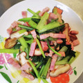 pimpa44's cooksnap of when they made 小松菜と舞茸とベーコンの簡単炒め.