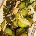 ニコニコーン☆'s cooksnap of when they made 新玉とわかめと胡瓜のサッパリ酢の物.