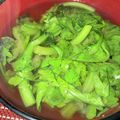 ﾌﾞﾚﾝﾀﾞ's cooksnap of when they made 春菊の味噌汁.