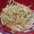 ♥みぃさん♥'s cooksnap of when they made 味見が止まらない✰旨辛ツナもやし合え.