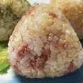★なみ☆'s cooksnap of when they made 簡単！コンビーフのバター醤油おにぎり.