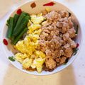 小鹿のキッチン's cooksnap of when they made 旨々！鶏そぼろで♡3色丼.